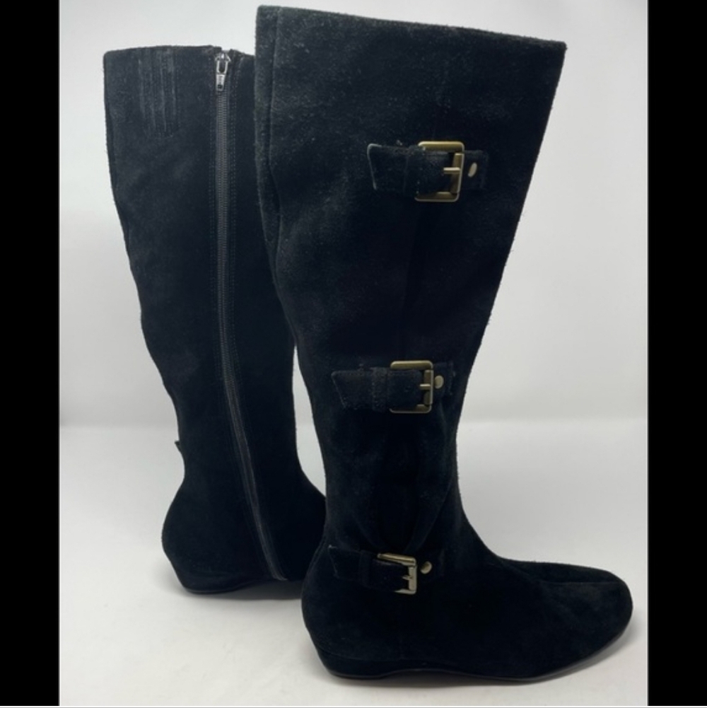 AEROSOLES Black Club Sota Suede Boots with Buckles -‎ 6.5 - Like New